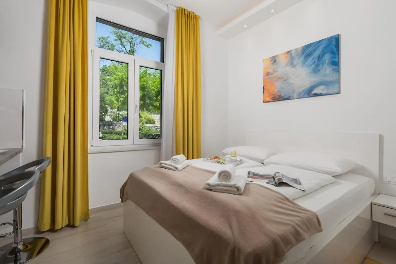 Lux Apartments Rijeka Croatia